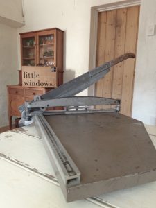 guillotine 1